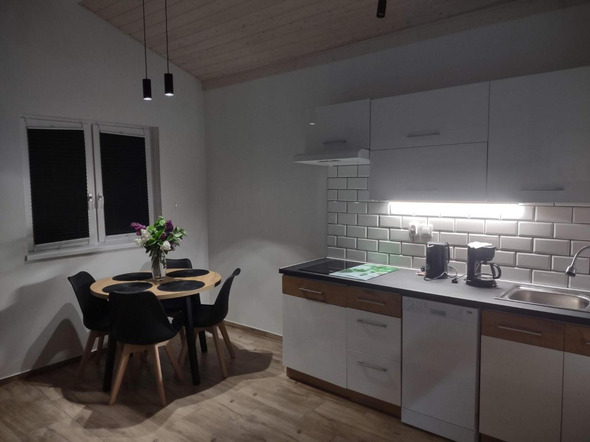 Comfortable Holiday Homes, Swimming Pool, เรวัล ภายนอก รูปภาพ